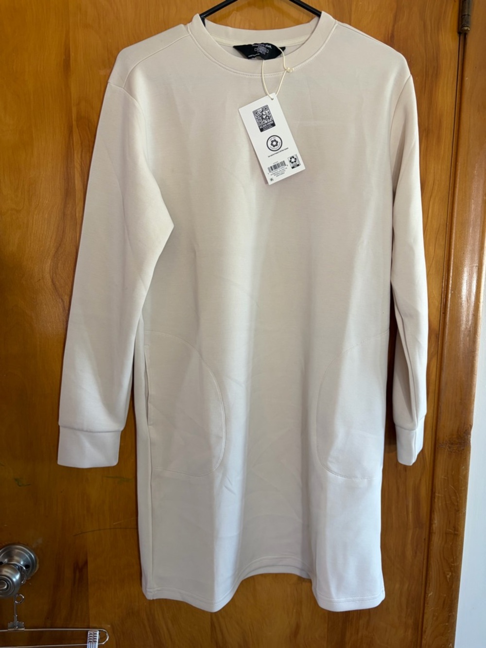 Women’s Midi Sweatshirt Dress in Cream